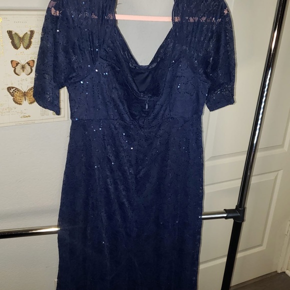 Torrid - Night beautiful Gown! - Picture 4 of 15